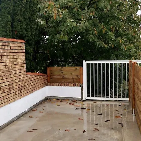 T2, Avec Terrasse. * La Roche-sur-Yon