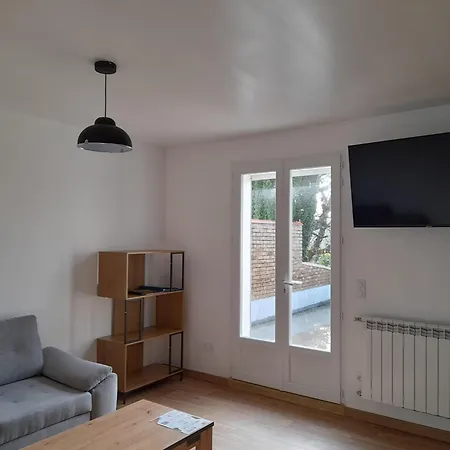 T2, Avec Terrasse. * La Roche-sur-Yon