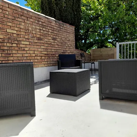 Apartment T2, Avec Terrasse.
